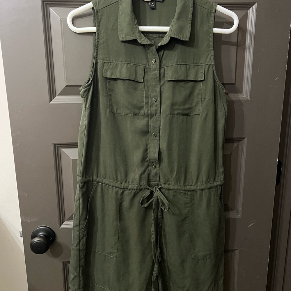 Olive Green Sleeveless Button-Up Shorts Jumpsuit